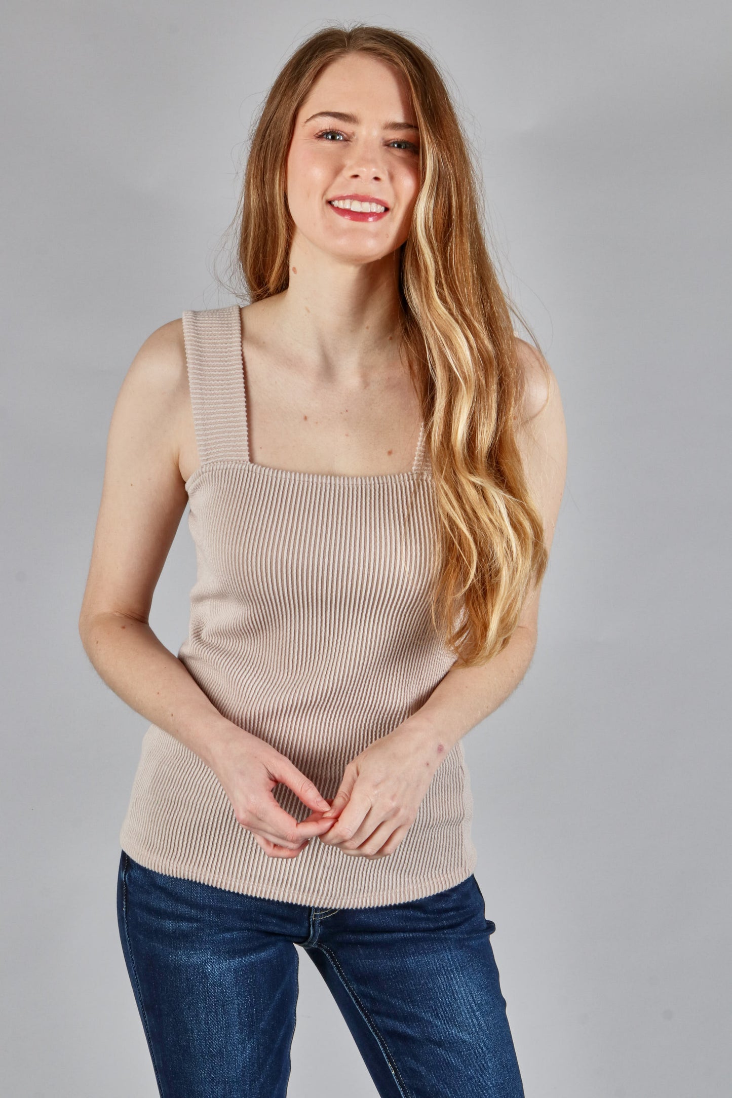 VACAY MODE TANK TOP