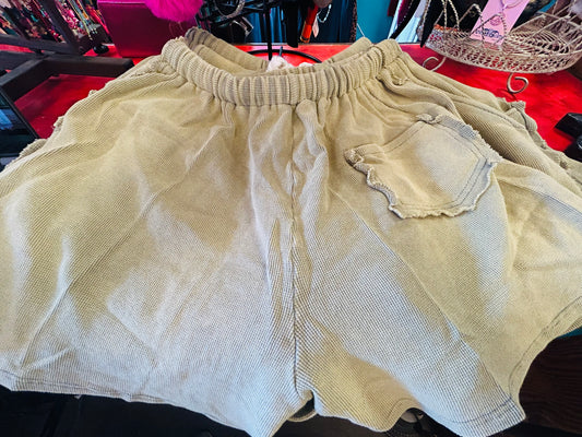 SAIL AWAY OLIVE SHORTS