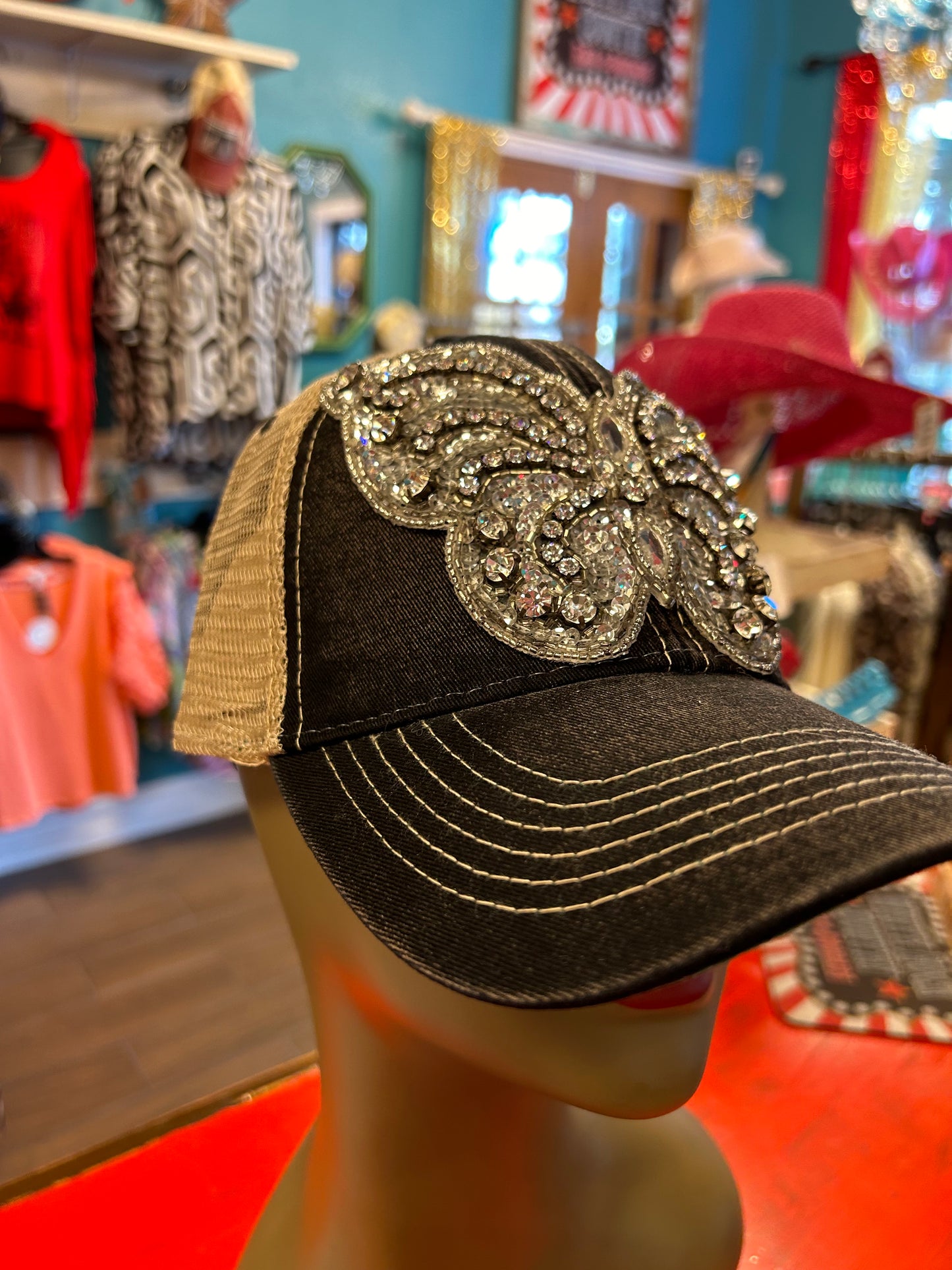BUTTERFLY RHINESTONE CAP