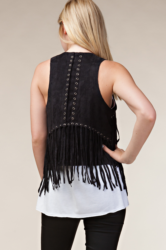 DESPERADO BLACK FRINGE VEST