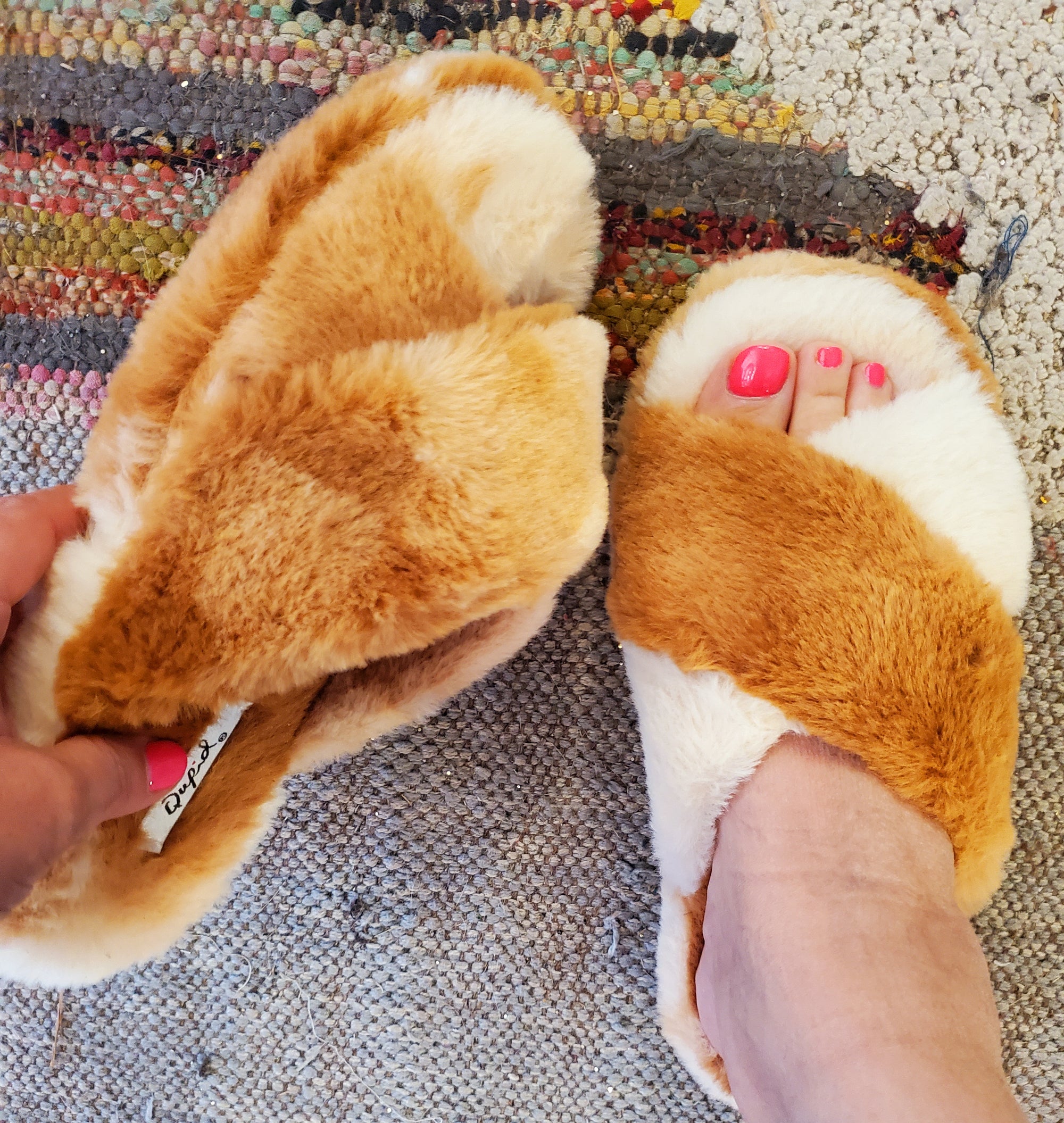 FUZZY COCO SLIPPERS