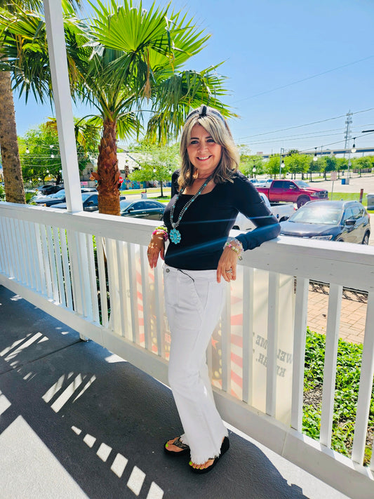 JANET BLACK SLEEVE TOP