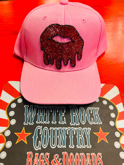 GLITTER LIPS PINK CAP