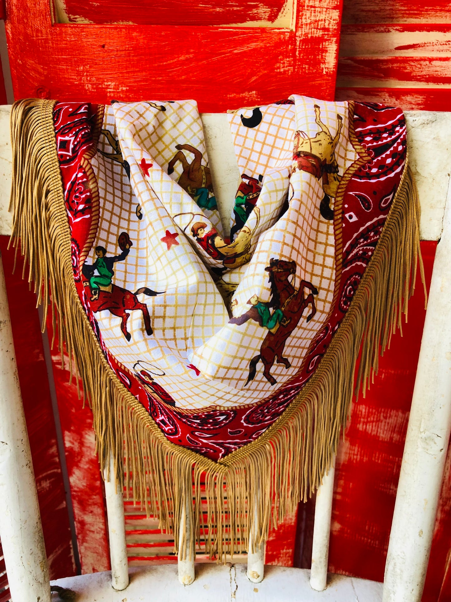 RODEO UP GOLD FRINGE SCARF BANDANA