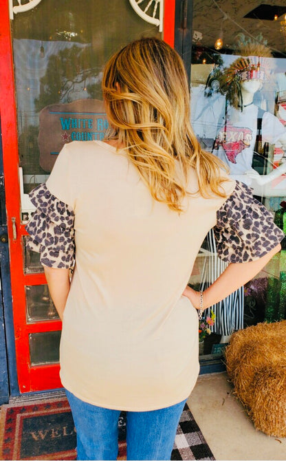 ASHLEY TAUPE LEOPERD TOP