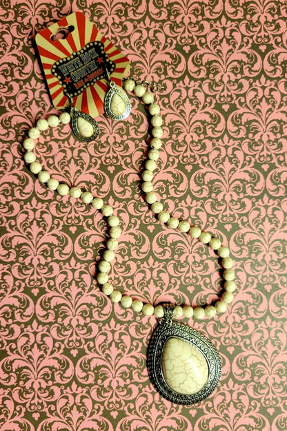 White Beaded Necklace Set