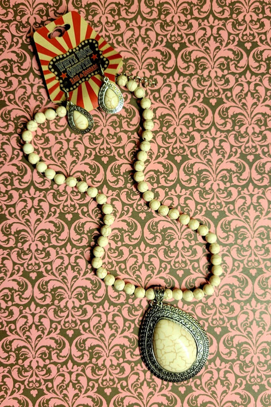 White Beaded Necklace Set